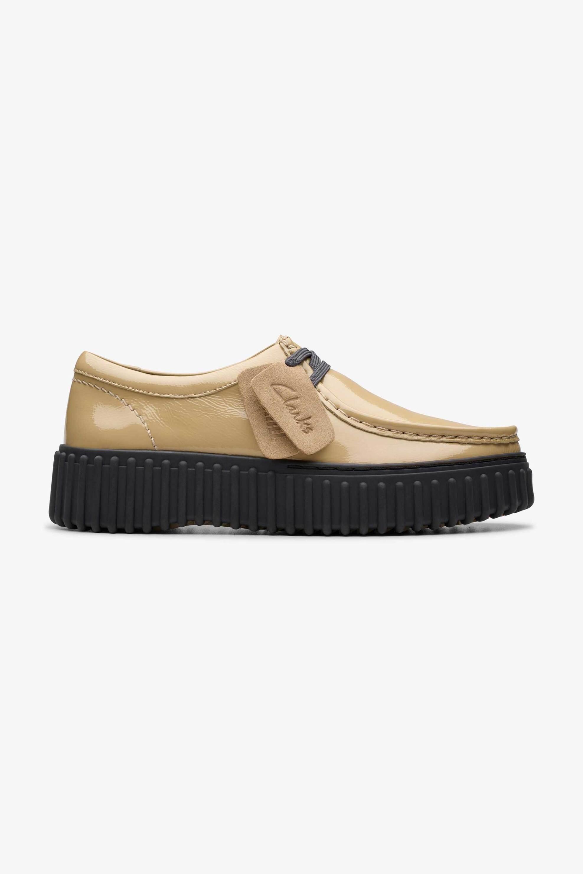 Clarks γυναικεία δερμάτινα μοκασίνια ''Torhill Bee'' | 39