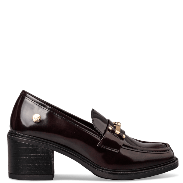 HEELED LOAFERS