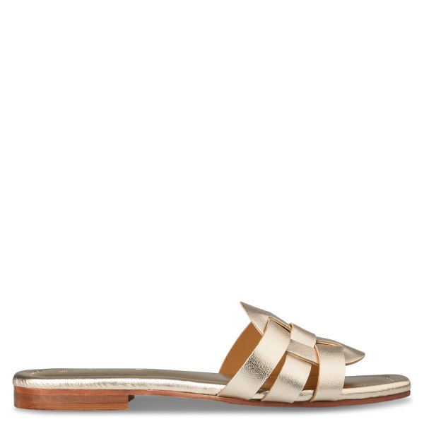 FLAT SANDALS