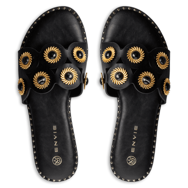 FLAT SANDALS