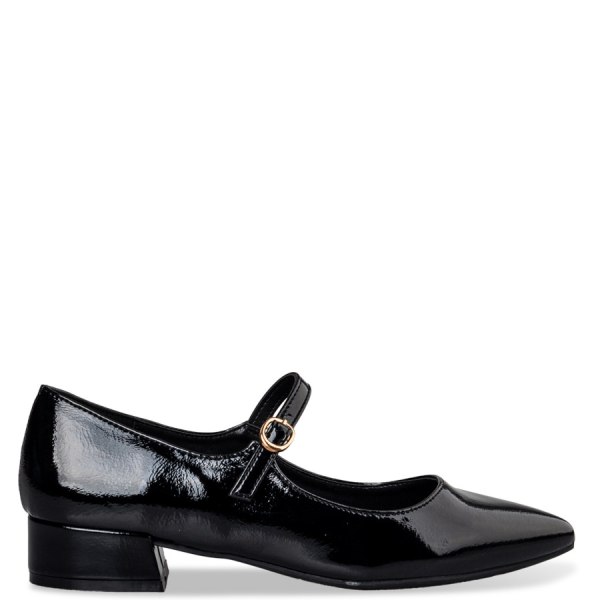 POINTY BALLERINAS