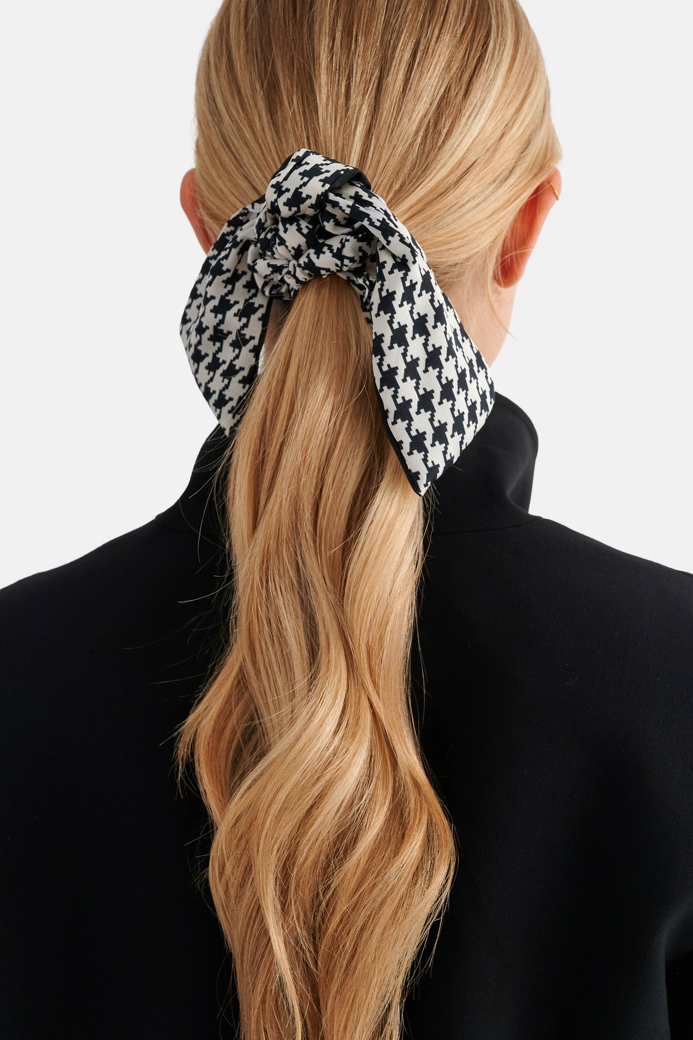 Scrunchie μαλλιών με μοτίβο πιε-ντε-πουλ - Μαύρο