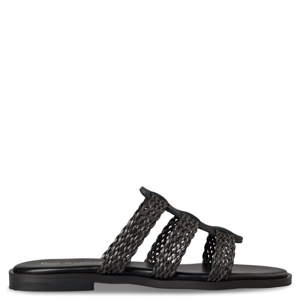 FLAT SANDALS