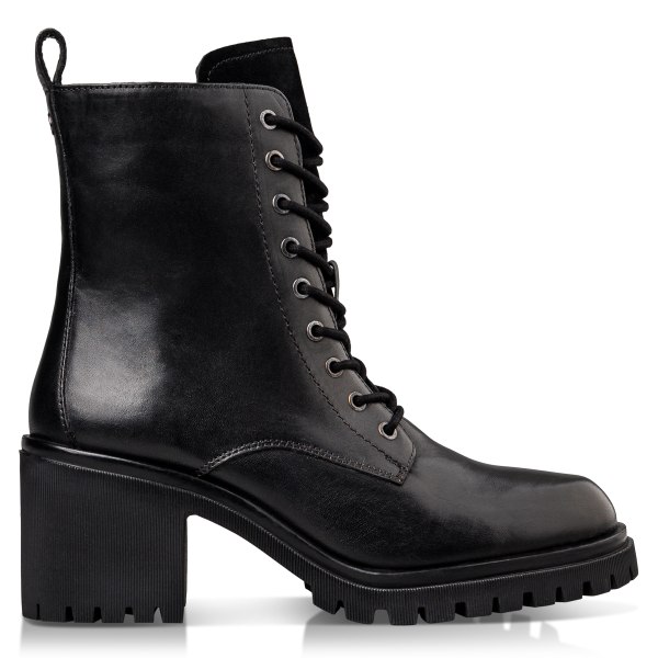 COMBAT BOOTS