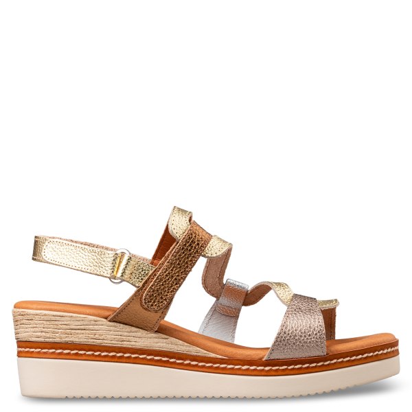 PLATFORM SANDALS