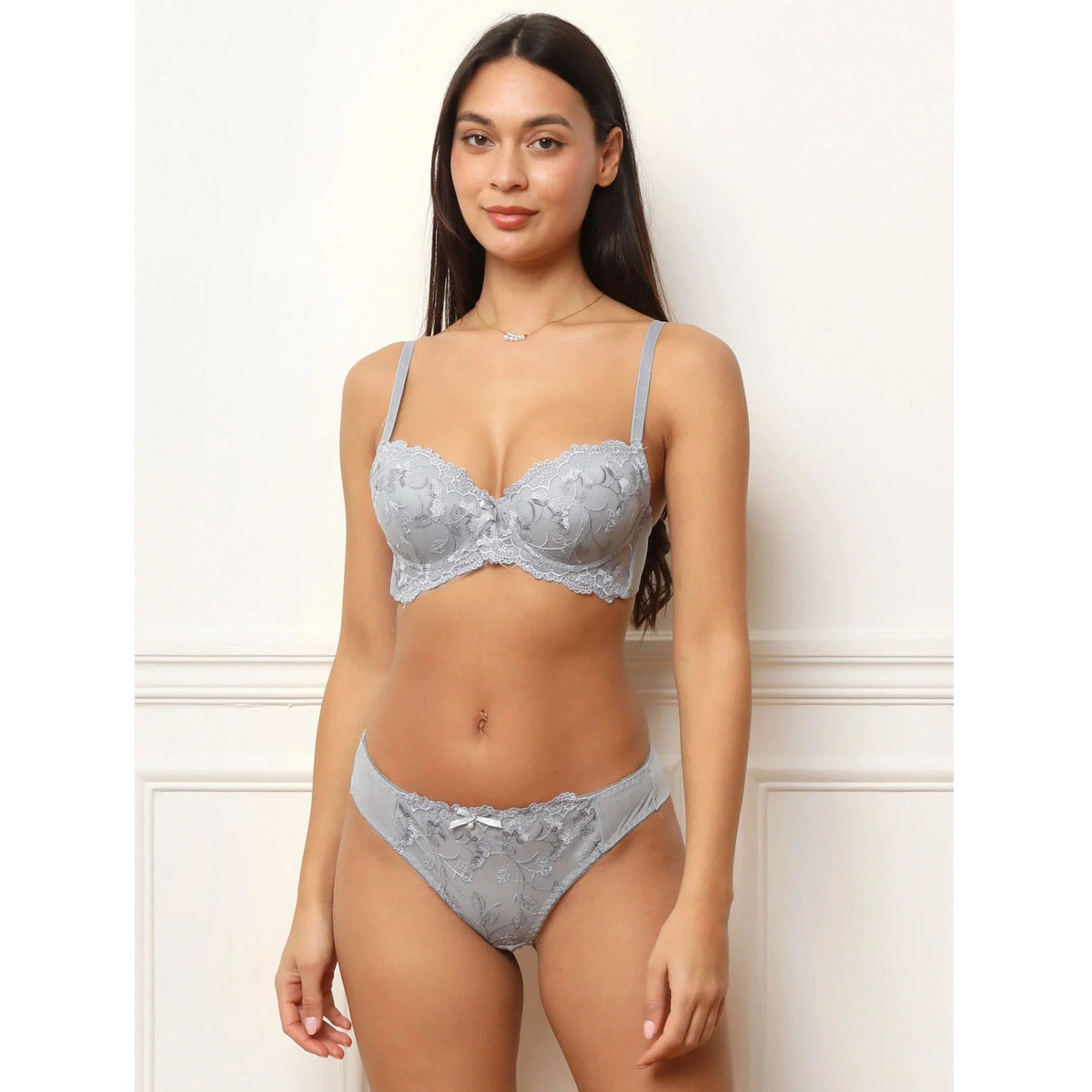 Με ενίσχυση La Modeuse 74789_P176636