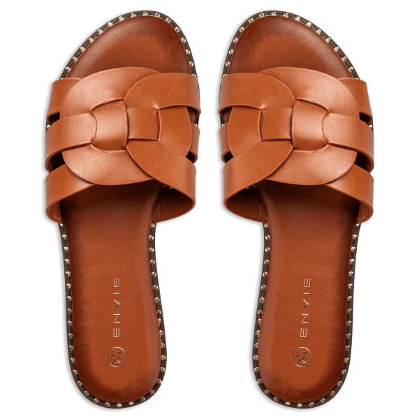 FLAT SANDALS