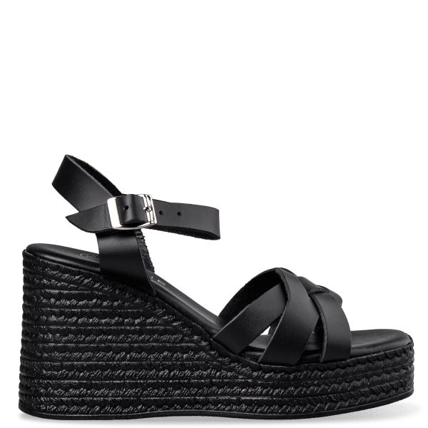 PLATFORM SANDALS