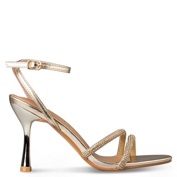 FLARED HEEL SANDALS