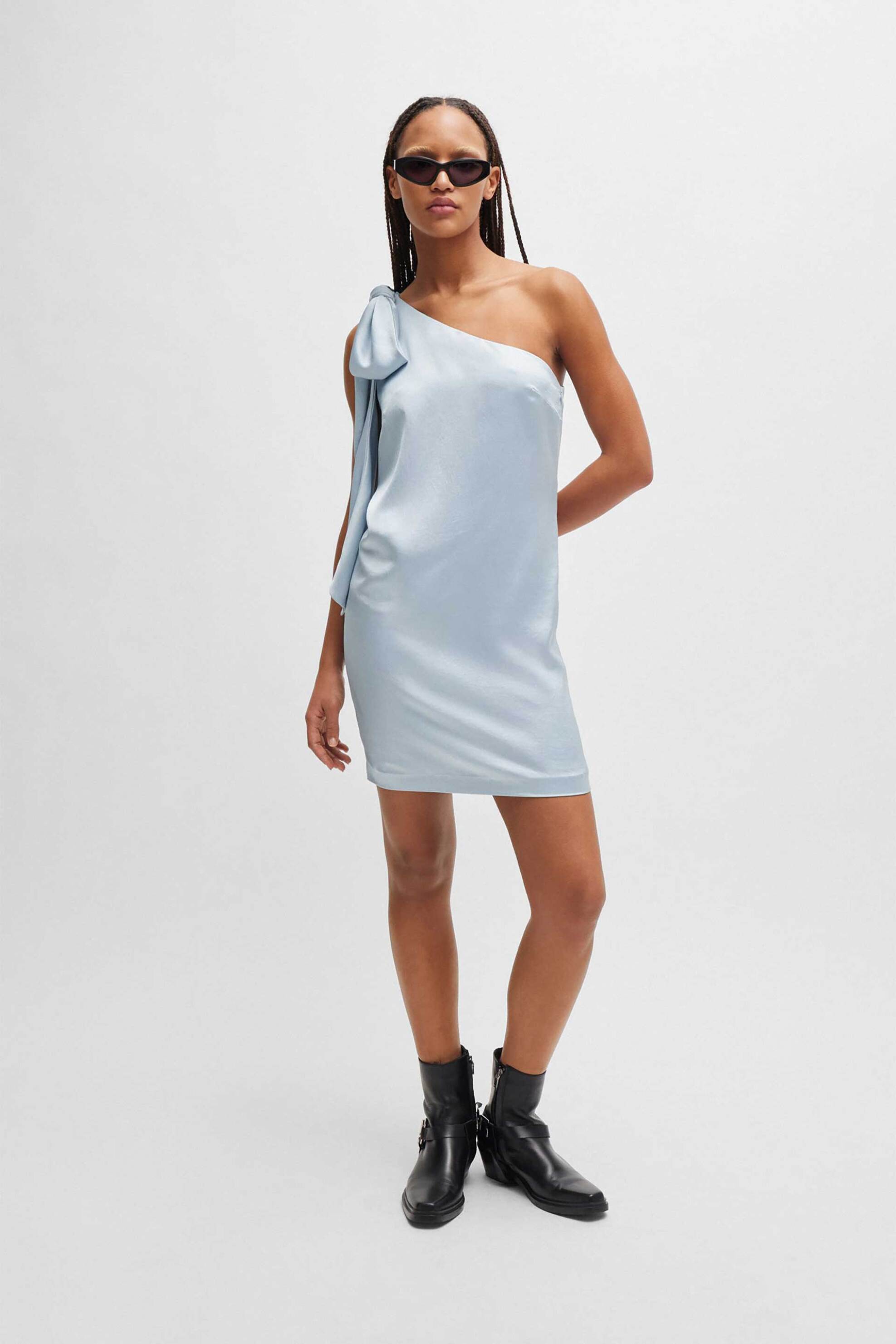 Hugo Boss γυναικείο mini φόρεμα μονόχρωμο με ασύμμετρη λαιμόκοψη "Κaliya-1"
