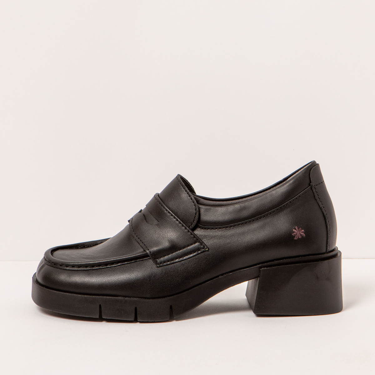 Oxfords Art 112831101003