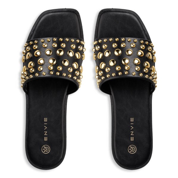 FLAT SANDALS