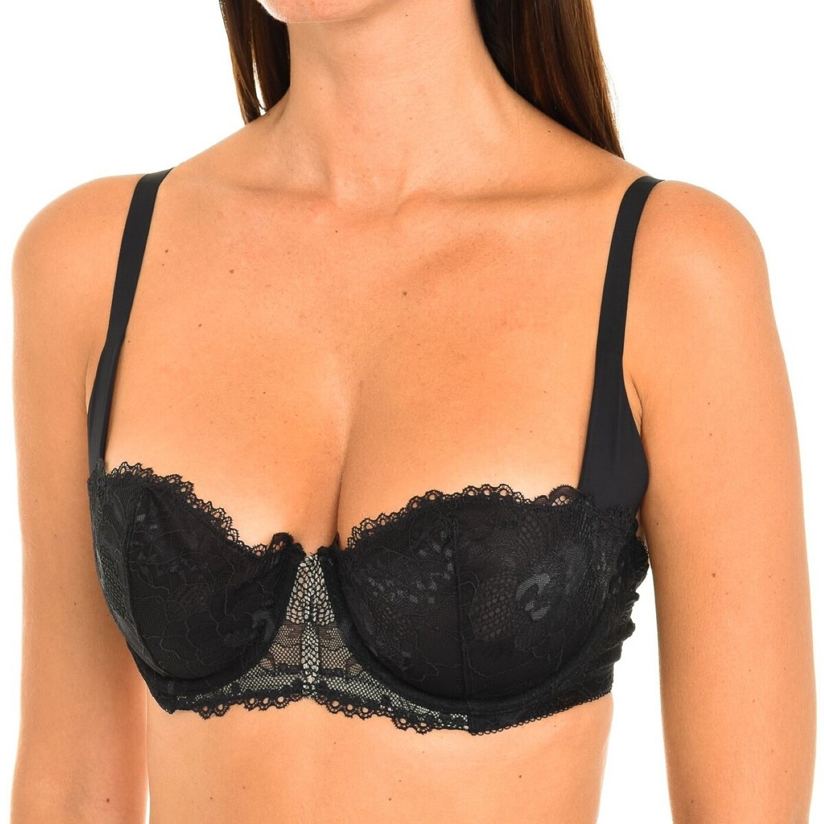 Με πλήρη κάλυψη και στήριξη Calvin Klein Jeans QF1197E