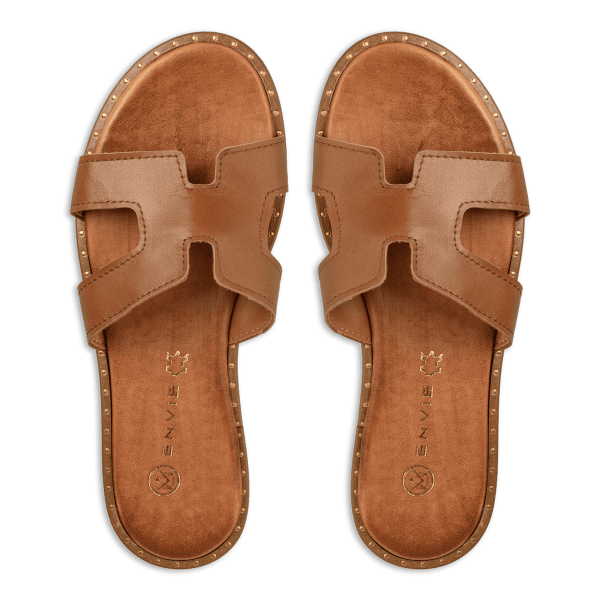 FLAT SANDALS