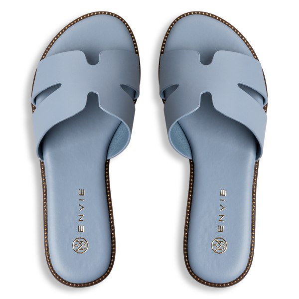 FLAT SANDALS