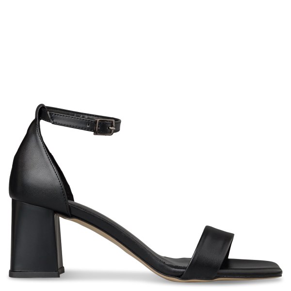 BLOCK HEEL SANDALS