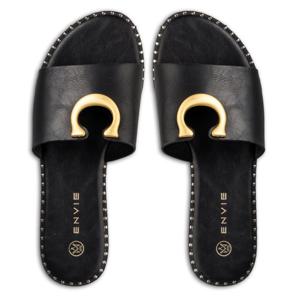 FLAT SANDALS