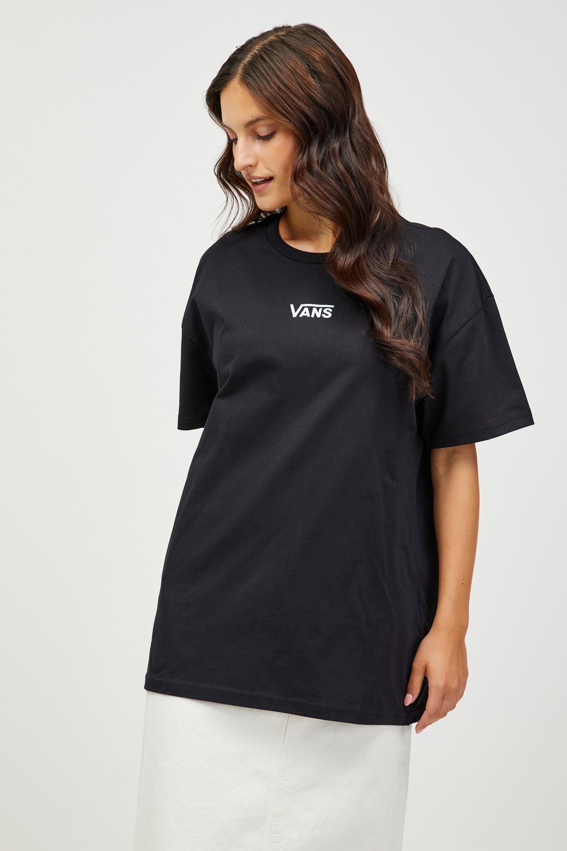 Vans γυναικείο T-shirt μονόχρωμο με με κεντημένο λογότυπο Oversized Fit "Flying V"