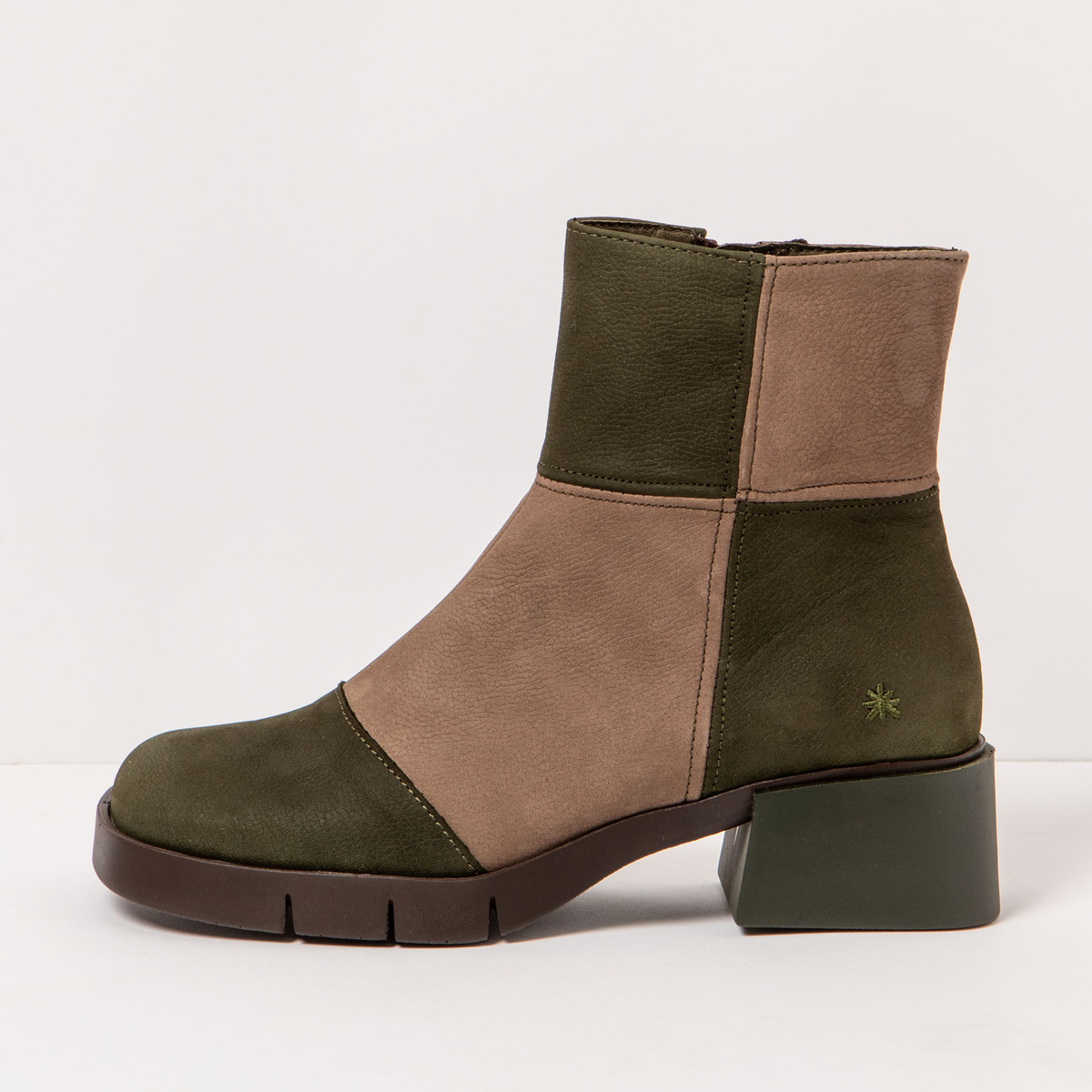 Μποτάκια/Low boots Art 1128511F8003