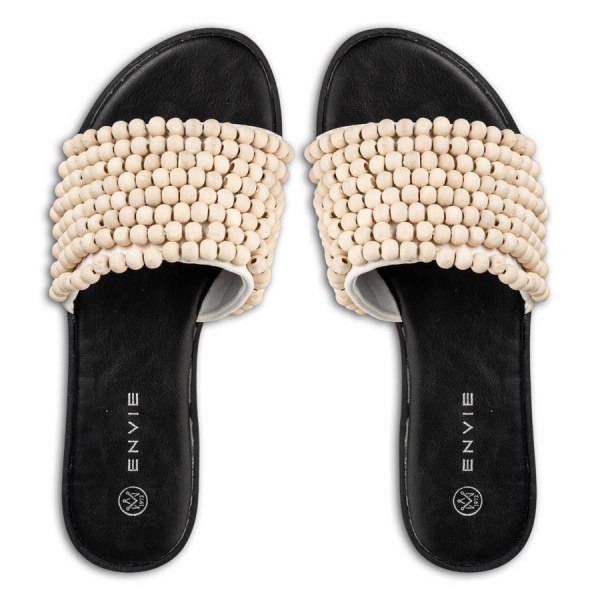 FLAT SANDALS