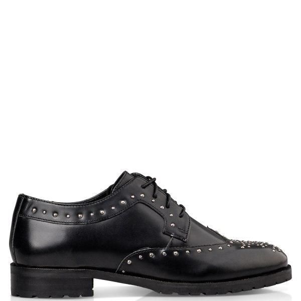 BROGUES
