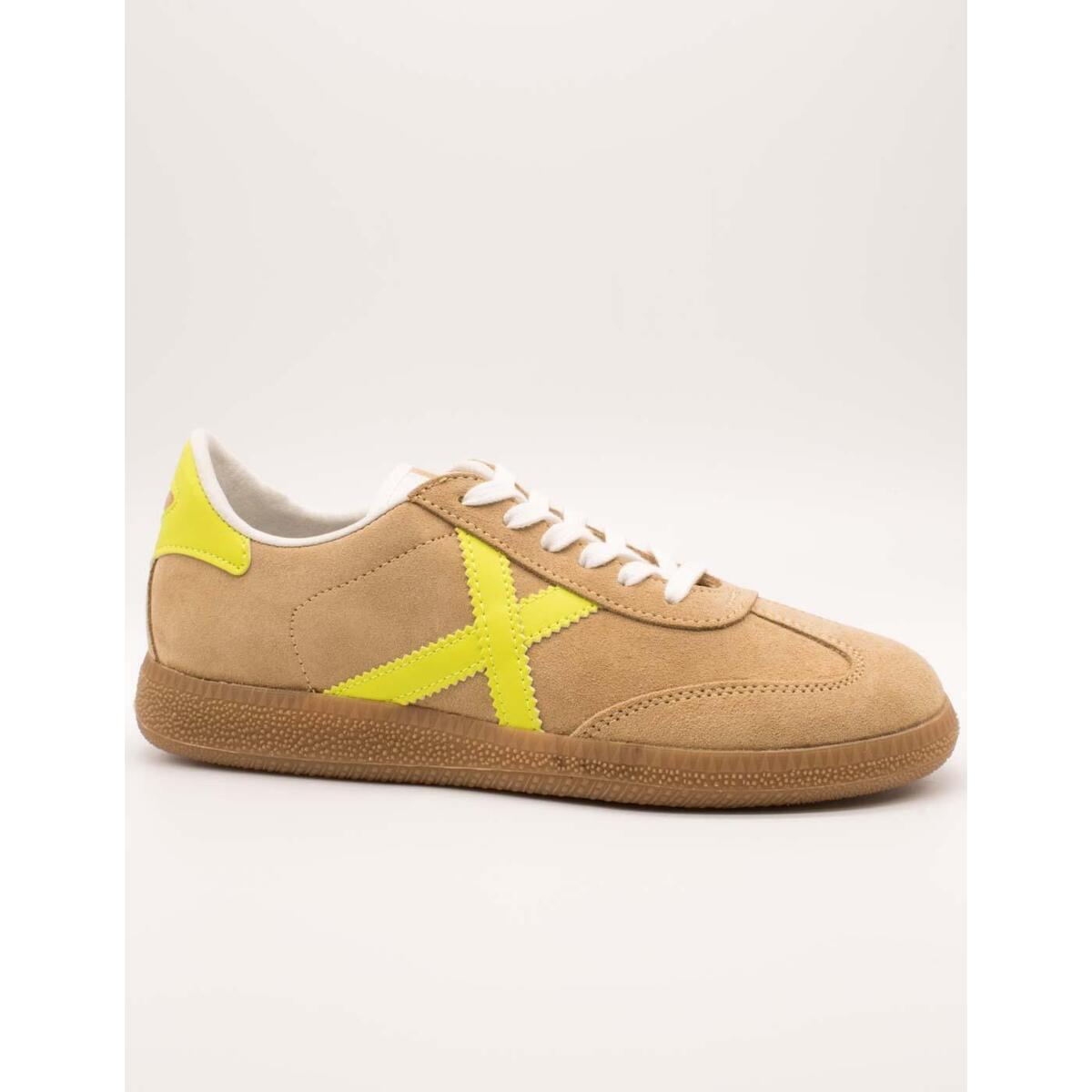 Xαμηλά Sneakers Munich 8290226 Barru 226