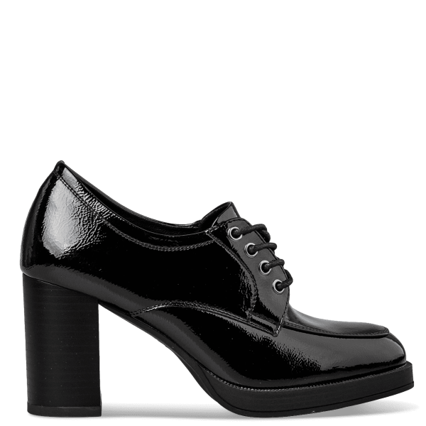 HEELED BROGUES