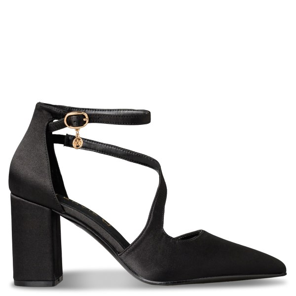 BLOCK HEEL PUMPS