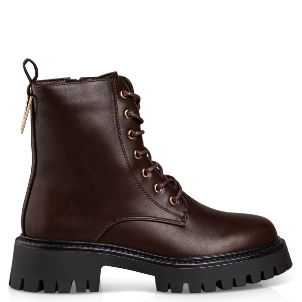 COMBAT BOOTS