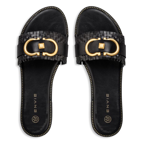 FLAT SANDALS