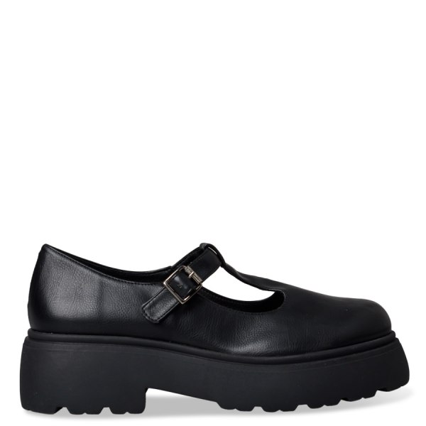CHUNKY BALLERINAS