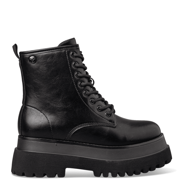 CHUNKY COMBAT BOOTS