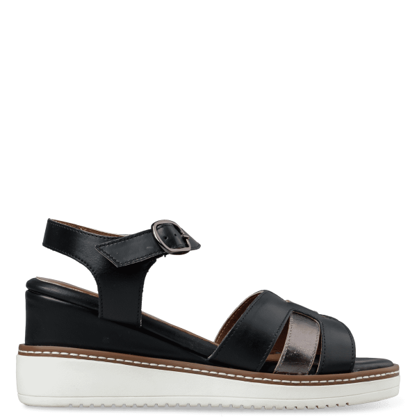 PLATFORM SANDALS