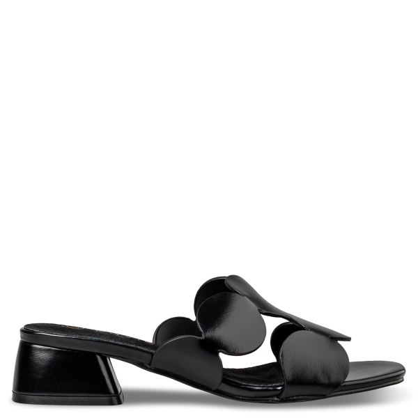LOW-HEEL MULES