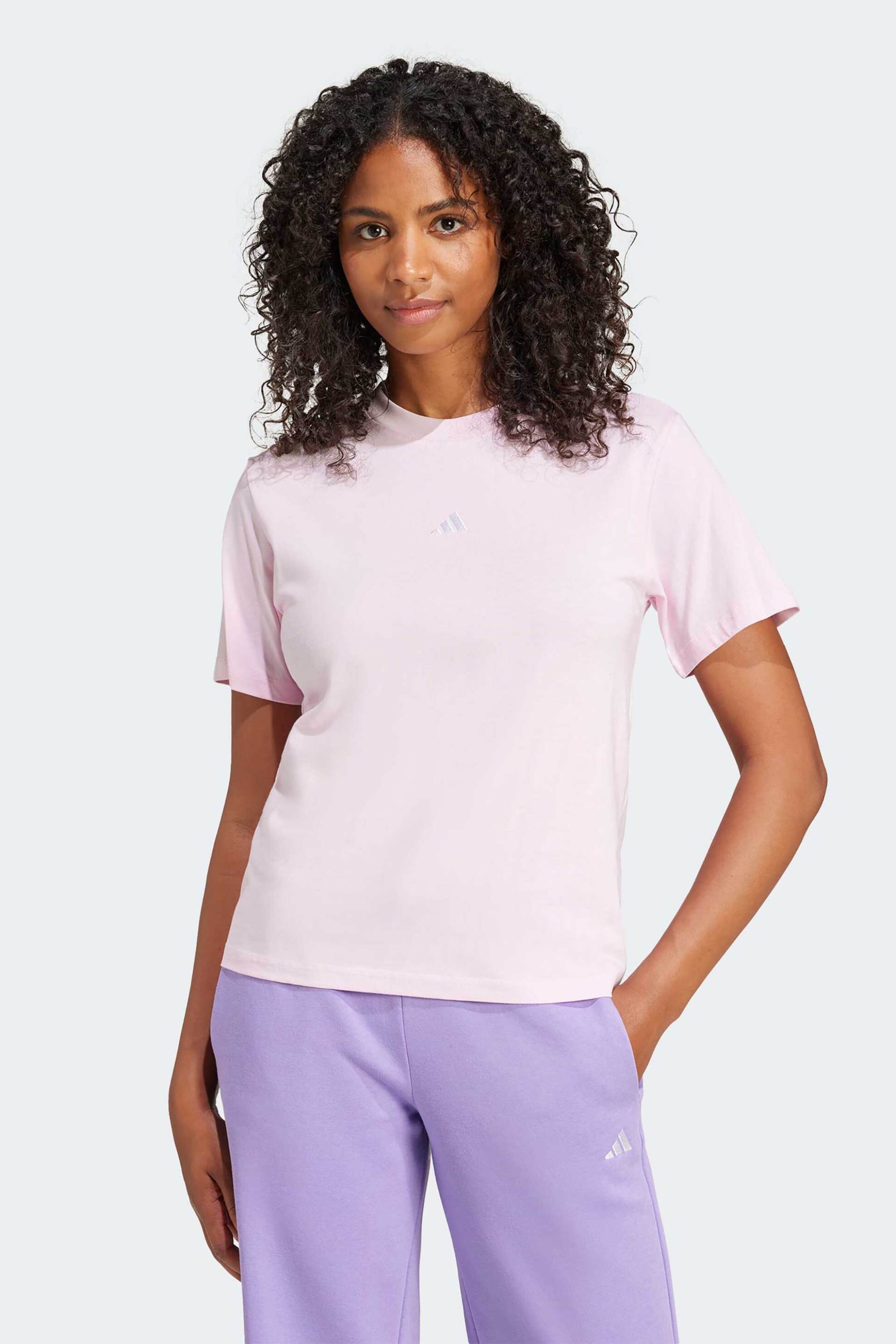 Adidas γυναικείο T-shirt Regular Fit "Essentials Small Logo"