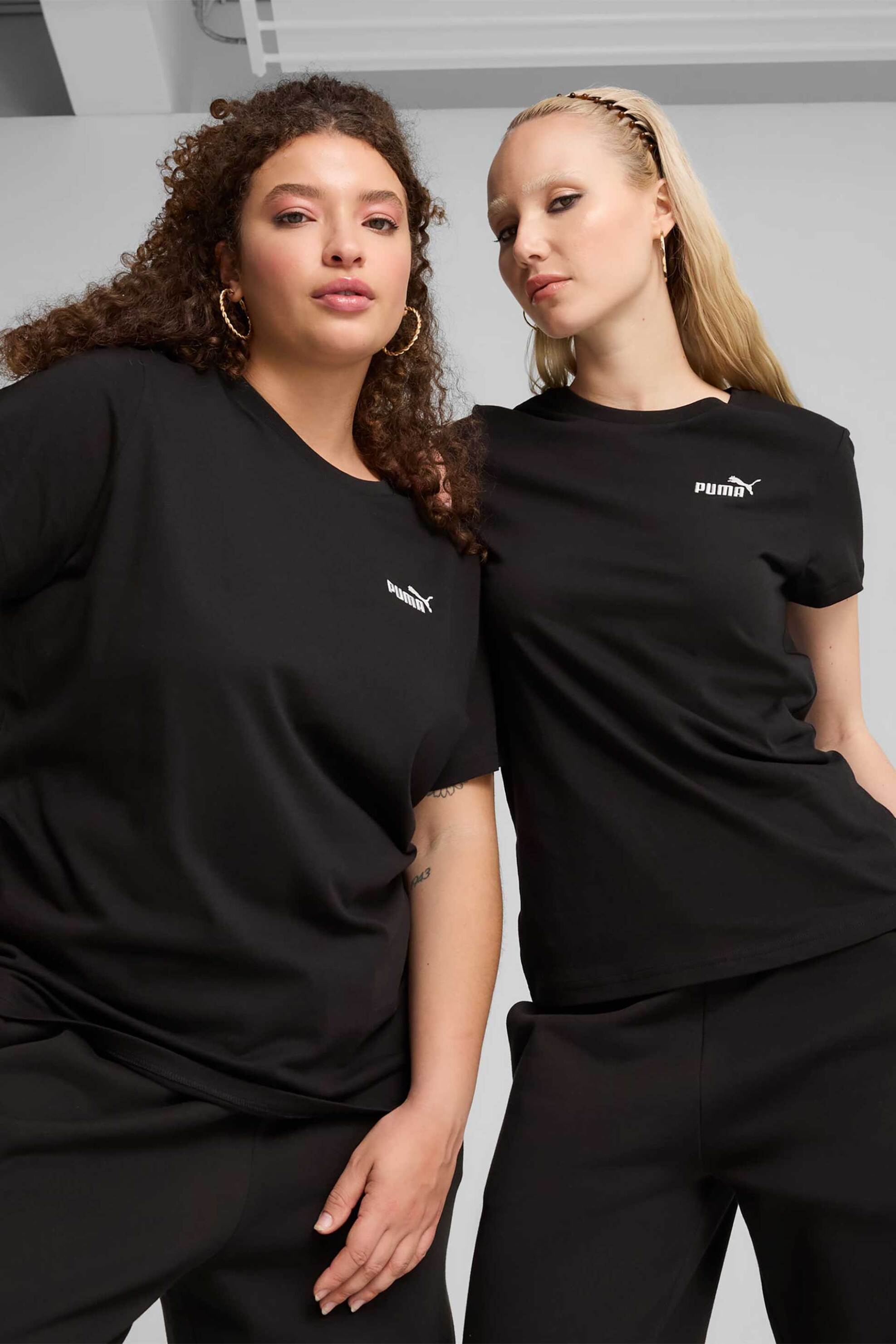 Puma γυναικείο T-shirt με λογότυπο Regular Fit "Essential" | M