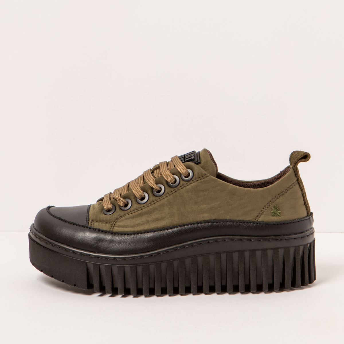 Xαμηλά Sneakers Art -