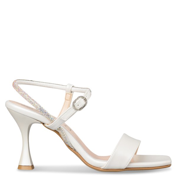 FLARED HEEL SANDALS