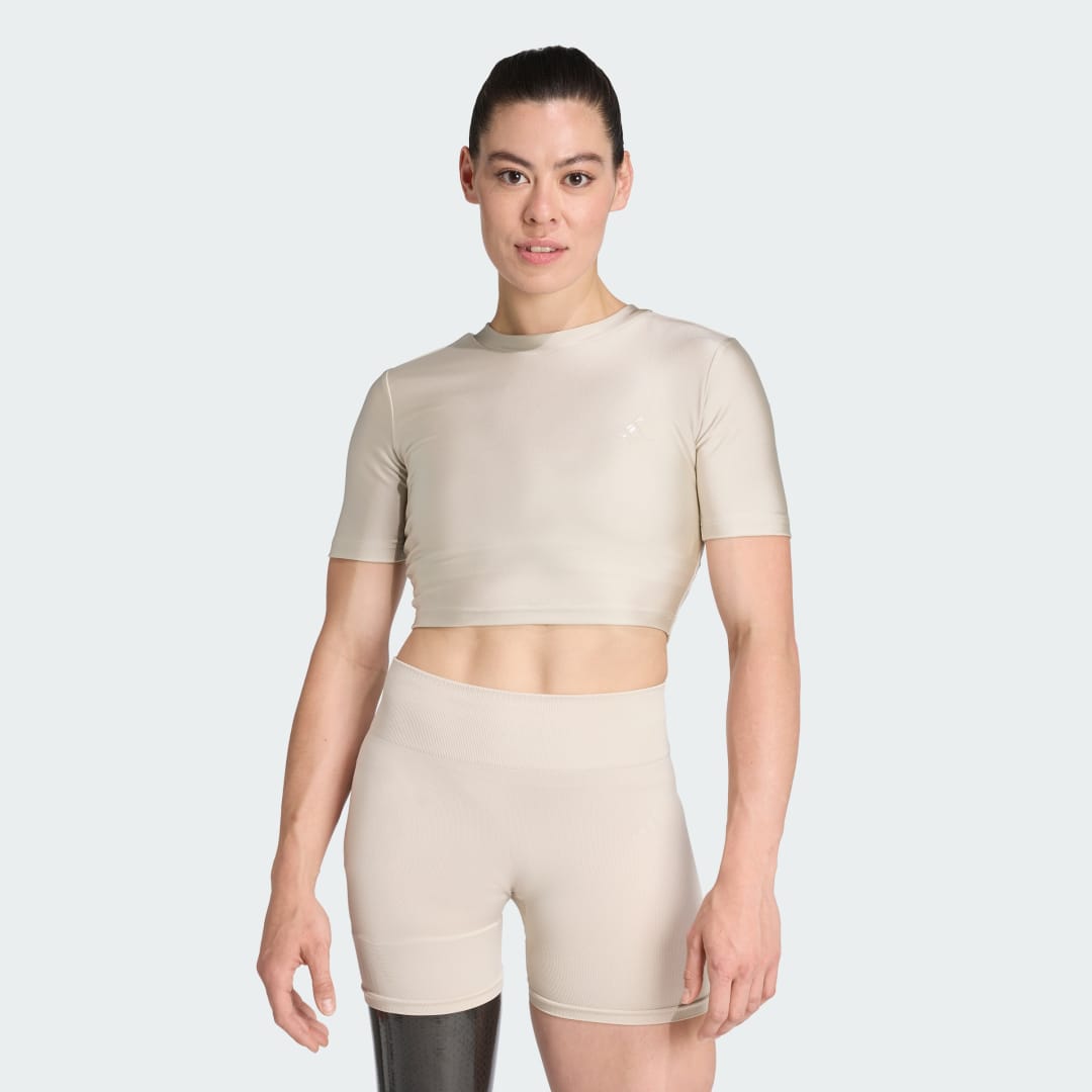Γυαλιστερή μπλούζα Workout Essentials
