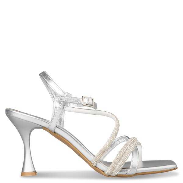 FLARED HEEL SANDALS