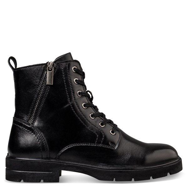 COMBAT BOOTS