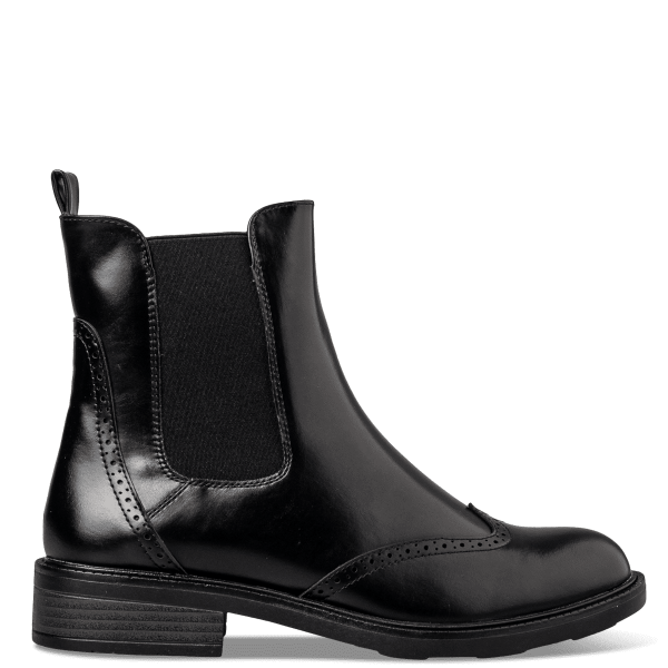 CHELSEA BOOTS