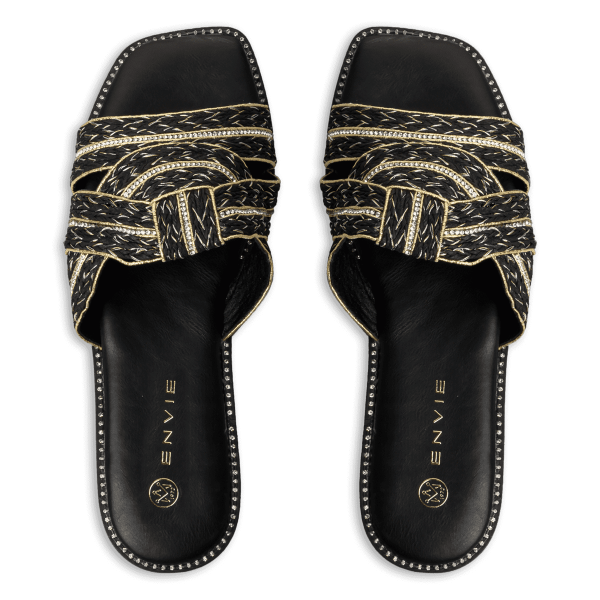 FLAT SANDALS