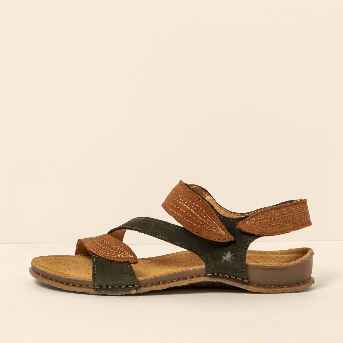 Σανδάλια El Naturalista 25810S2LO005