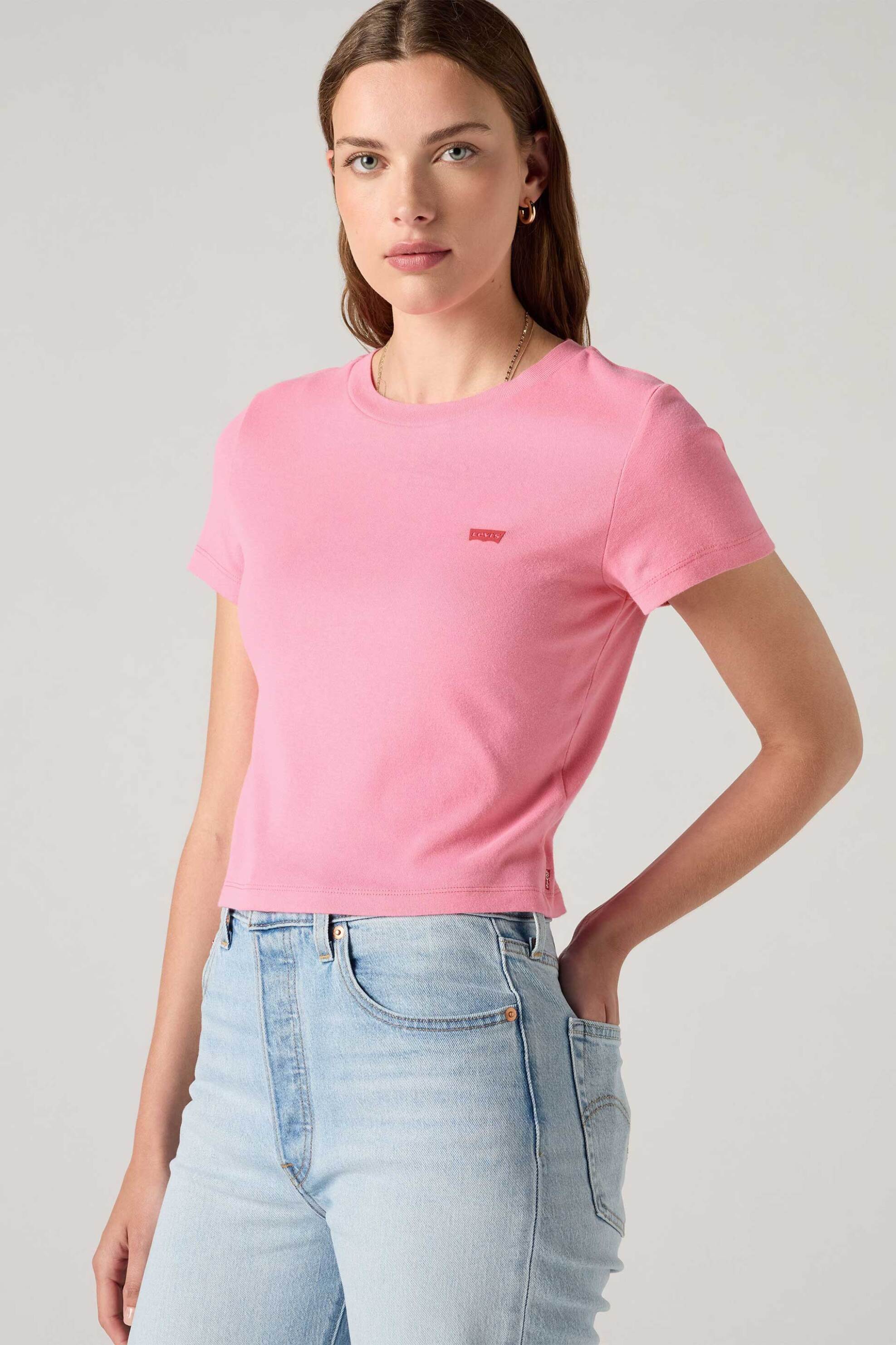 Levi's® γυναικείο T-shirt με λογότυπο Slim Fit "Essential Sporty"