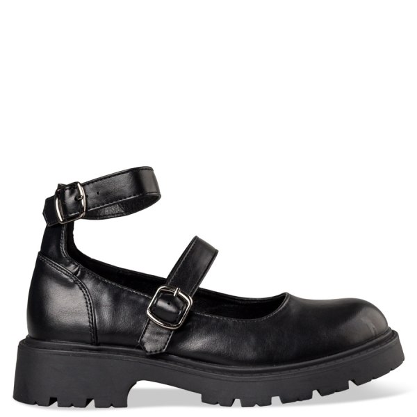 CHUNKY BALLERINAS