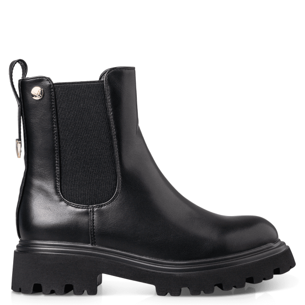 CHELSEA BOOTS