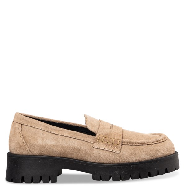 CHUNKY LOAFERS