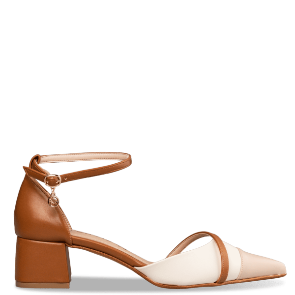 POINTY SLINGBACK PUMPS