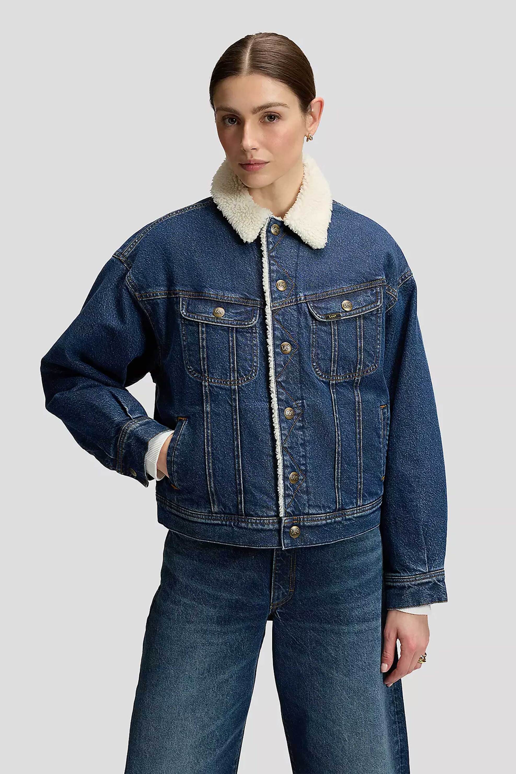 Lee® γυναικείο denim jacket με μπουκλέ γιακά Relaxed Fit "Rider"
